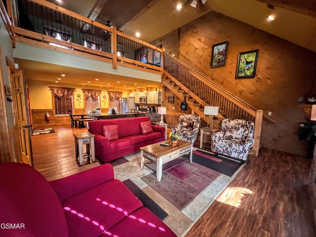 1117 Anastasia Way, Gatlinburg, TN 37738