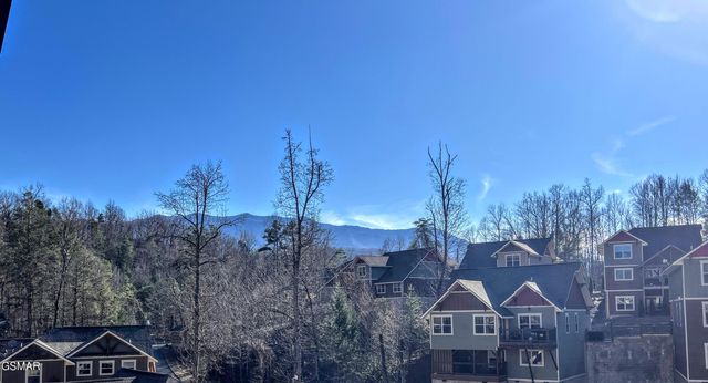 1117 Anastasia Way, Gatlinburg, TN 37738