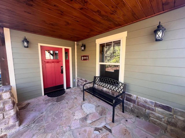 1117 Anastasia Way, Gatlinburg, TN 37738