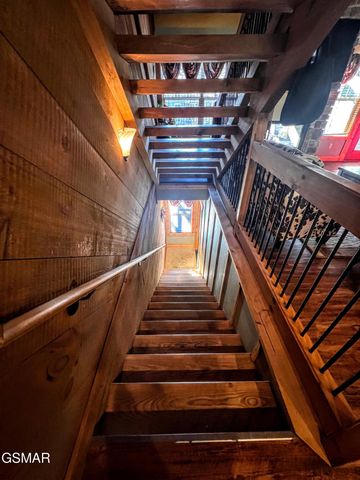 1117 Anastasia Way, Gatlinburg, TN 37738