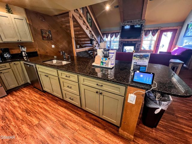 1117 Anastasia Way, Gatlinburg, TN 37738