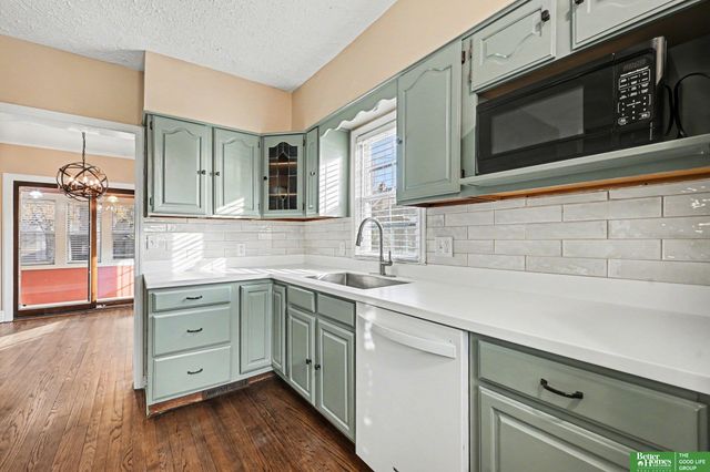 5855 William Street, Omaha, NE 68106