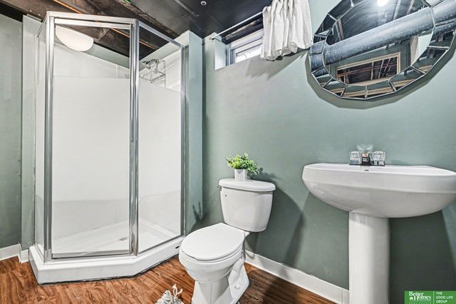 5855 William Street, Omaha, NE 68106