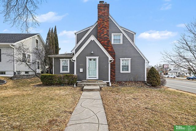 5855 William Street, Omaha, NE 68106