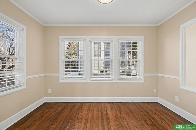 5855 William Street, Omaha, NE 68106