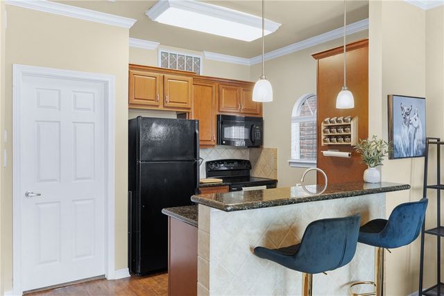 1198 Jones Butler Road 709, College Station, TX 77840