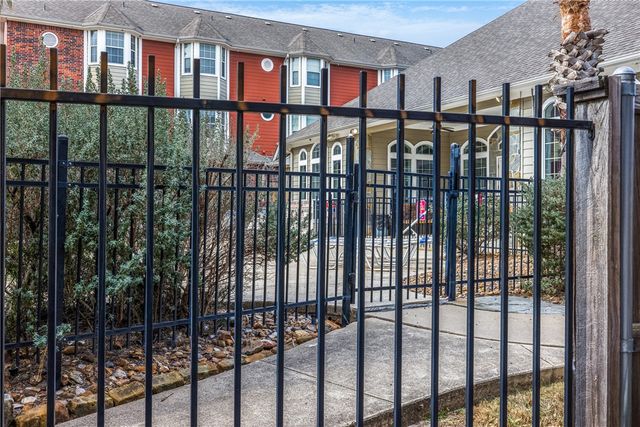 1198 Jones Butler Road 709, College Station, TX 77840