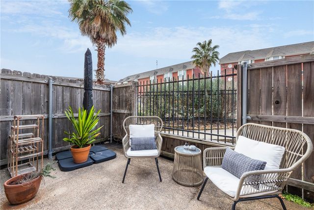 1198 Jones Butler Road 709, College Station, TX 77840