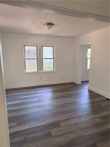 337 N 34th Street, Kansas City, KS 66102