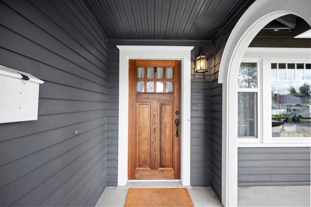 207 W 27TH Ave, Spokane, WA 99203