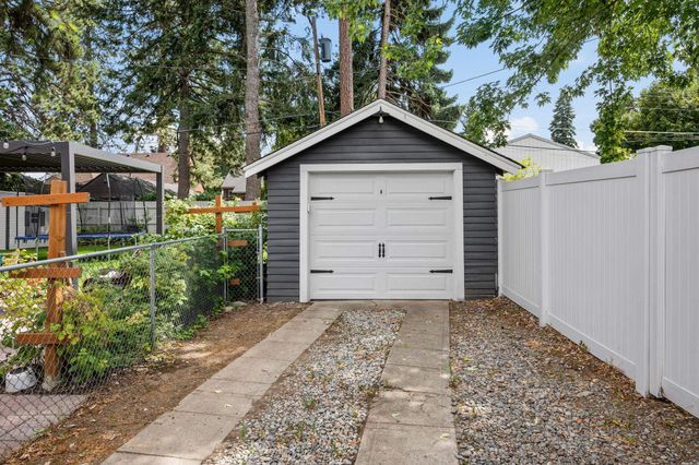 207 W 27TH Ave, Spokane, WA 99203
