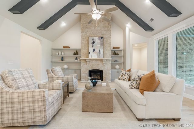 5809 E 126th Place S, Tulsa, OK 74008