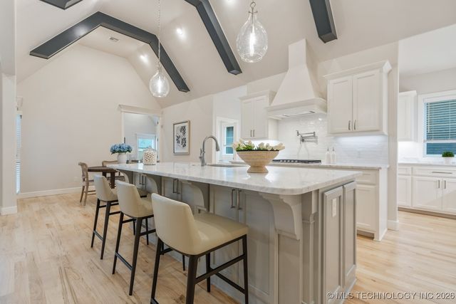 5809 E 126th Place S, Tulsa, OK 74008