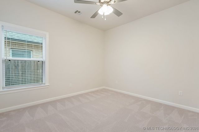 5809 E 126th Place S, Tulsa, OK 74008