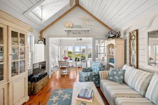 26 Vineyard View Lane UNIT 26, Mashpee, MA 02649