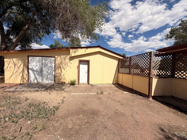 1055 3rd St, Penrose, CO 81240