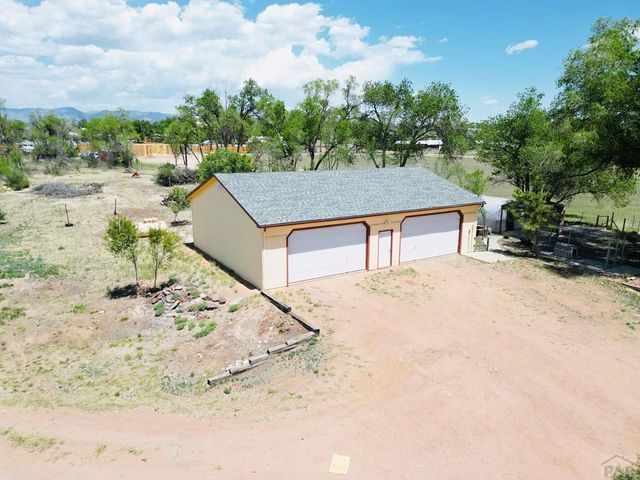 1055 3rd St, Penrose, CO 81240