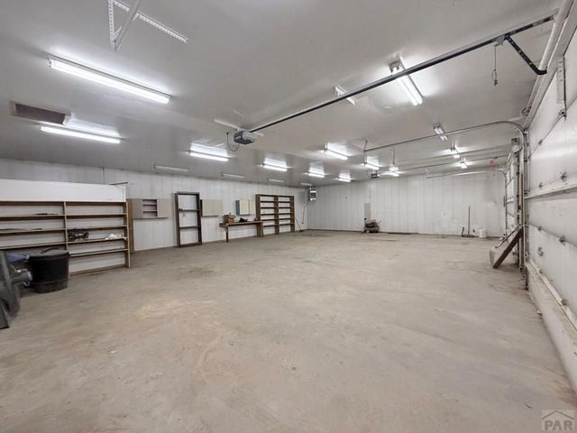 1055 3rd St, Penrose, CO 81240