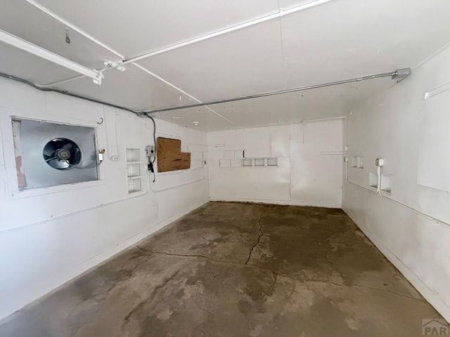 1055 3rd St, Penrose, CO 81240