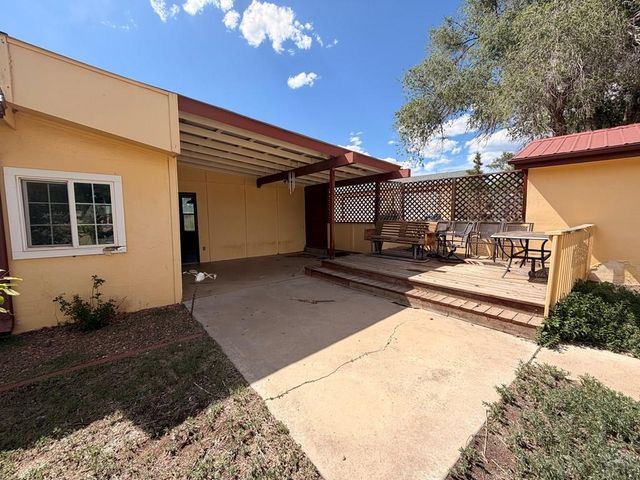1055 3rd St, Penrose, CO 81240
