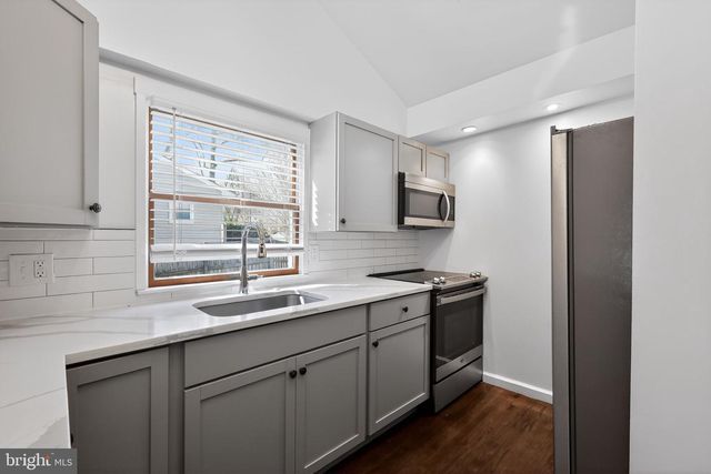 6109 PARKWAY DR, Laurel, MD 20707