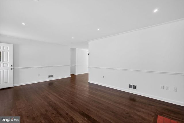 6109 PARKWAY DR, Laurel, MD 20707