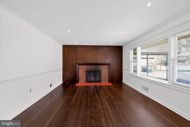6109 PARKWAY DR, Laurel, MD 20707