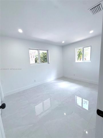 17860 SW 110th Ct, Miami, FL 33157