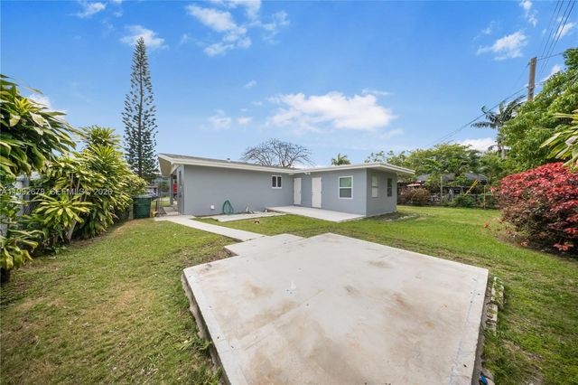 17860 SW 110th Ct, Miami, FL 33157