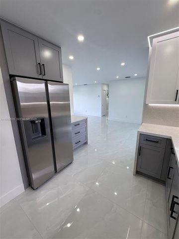 17860 SW 110th Ct, Miami, FL 33157