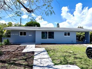 17860 SW 110th Ct, Miami, FL 33157