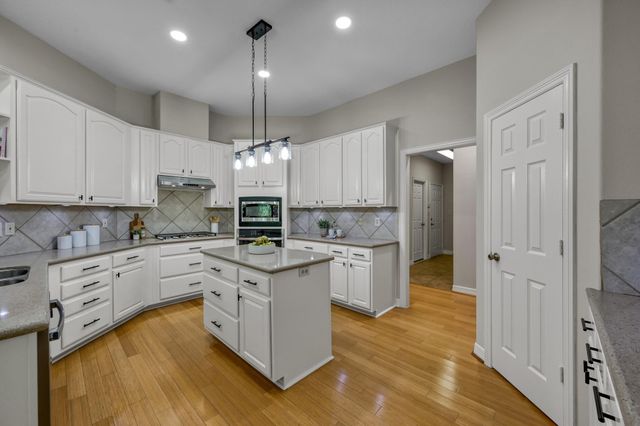 9606 Miller Road, Magnolia, TX 77354