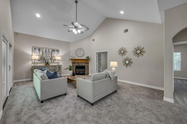 9606 Miller Road, Magnolia, TX 77354