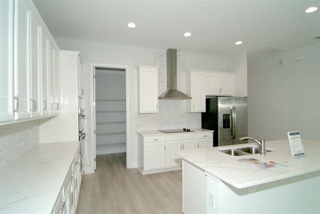 10084 FIDDLEY ALLEY, Orlando, FL 32827