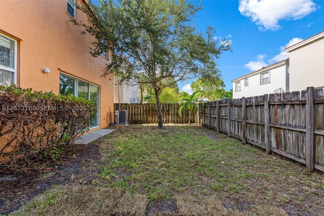 5223 SW 155th Way, Miramar, FL 33027