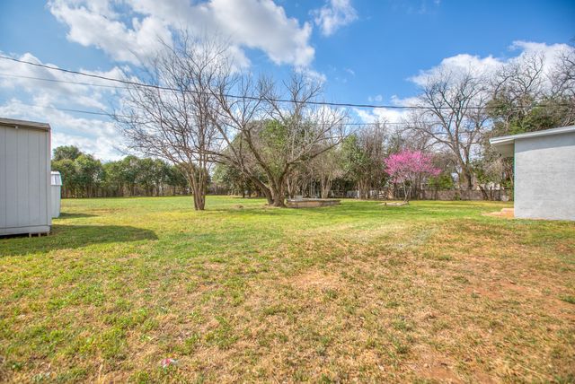 31 Garden Road, San Angelo, TX 76903