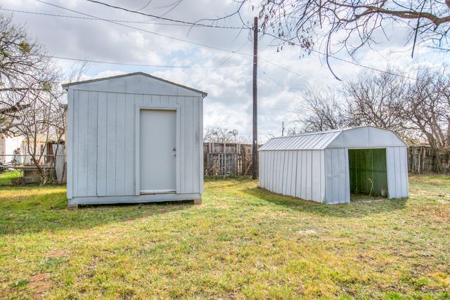 31 Garden Road, San Angelo, TX 76903