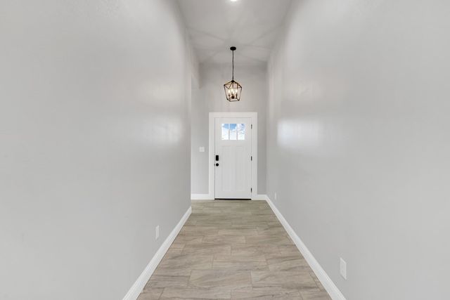 2608 Beachwood St, Midland, TX 79706