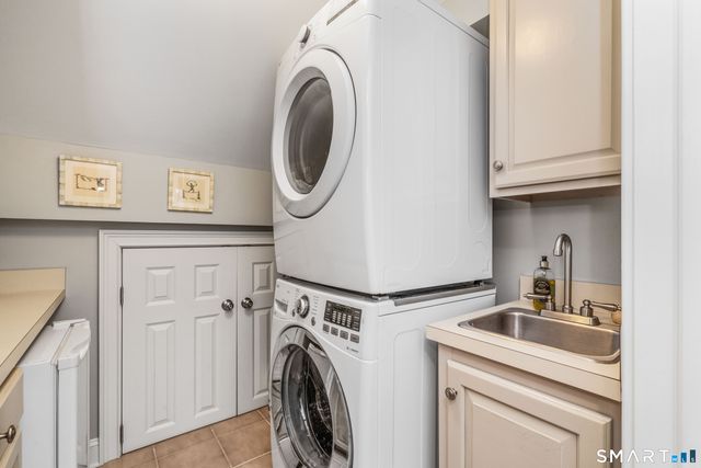 164 Balbrae Drive 164, Bloomfield, CT 06002