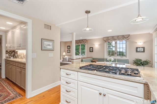 164 Balbrae Drive 164, Bloomfield, CT 06002