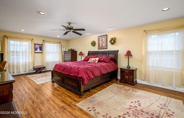 29 Terence Drive, Manalapan, NJ 07726