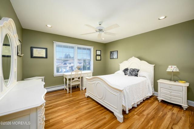 29 Terence Drive, Manalapan, NJ 07726