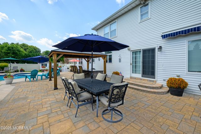 29 Terence Drive, Manalapan, NJ 07726
