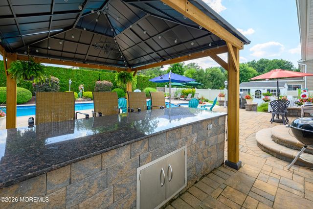 29 Terence Drive, Manalapan, NJ 07726