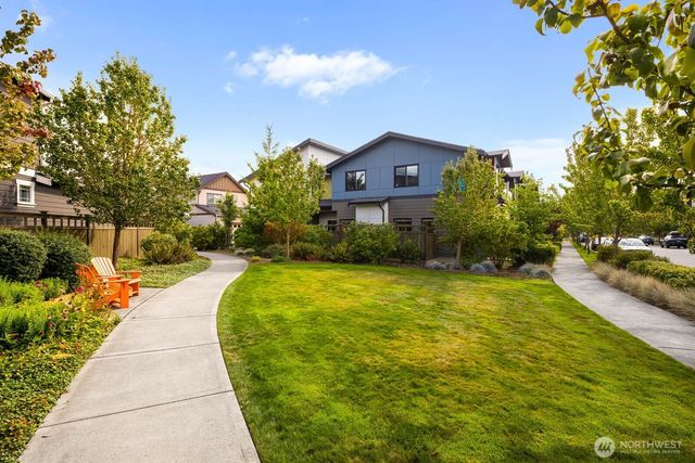 32698 Madrona Avenue SE, Black Diamond, WA 98010