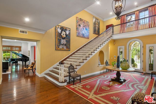 13935 Durham Road, Beverly Hills, CA 90210