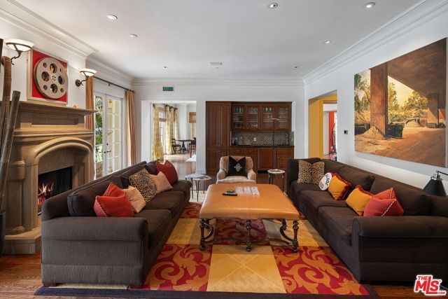 13935 Durham Road, Beverly Hills, CA 90210