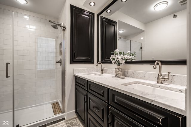 611 N Park Avenue 101, Indianapolis, IN 46204