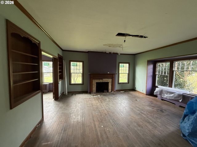 2505 1ST St, Tillamook, OR 97141