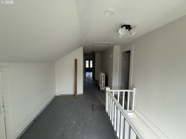 2505 1ST St, Tillamook, OR 97141